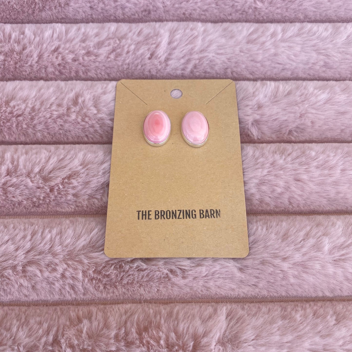 Pink Conch Oval Stud Earrings