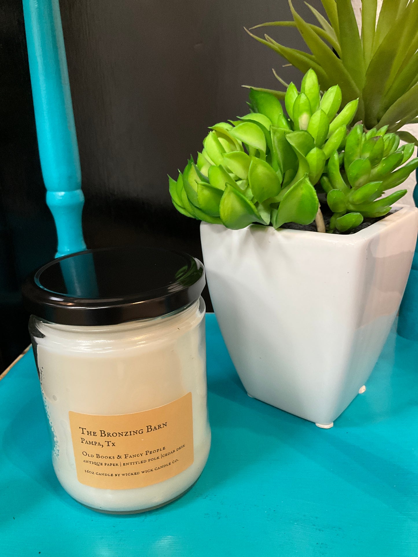 Old Books & Fancy People 16oz candle