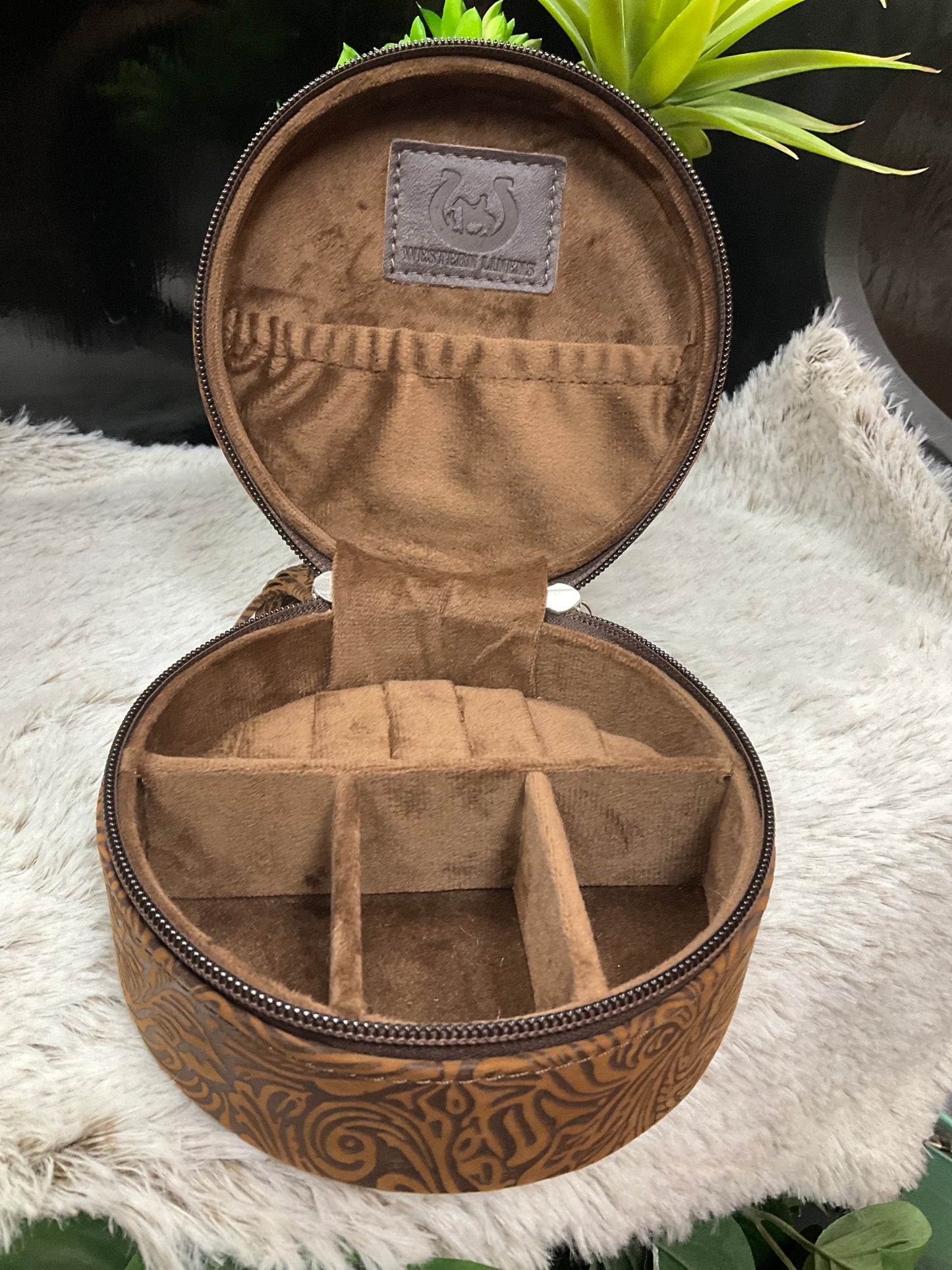 Jewelry Box Dk Brown Tooled/Hide