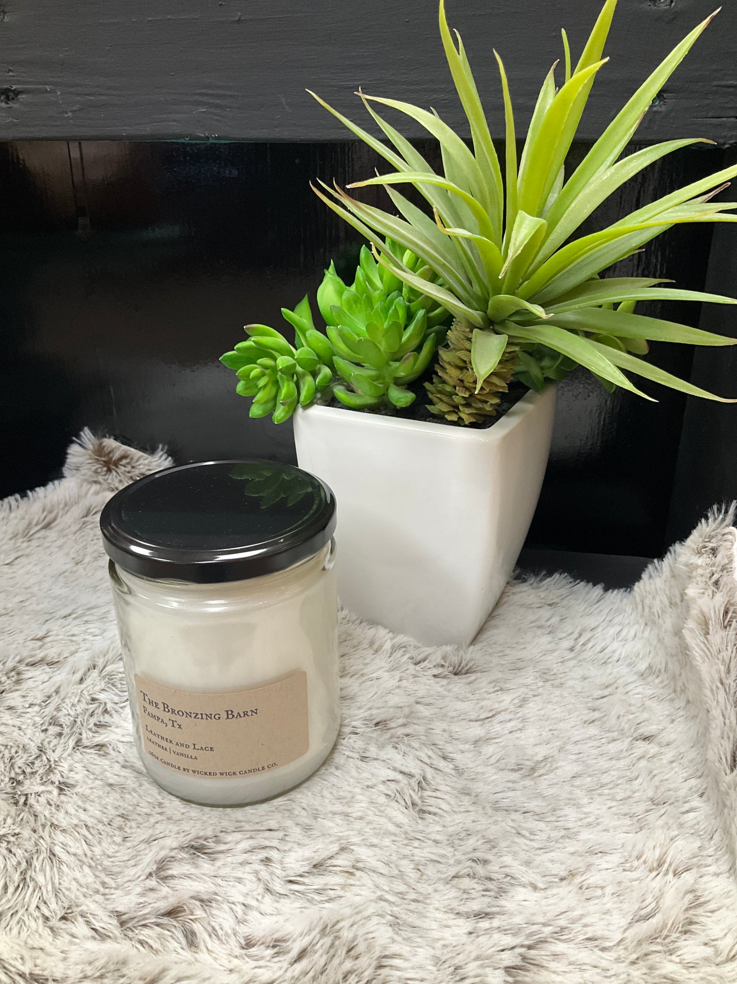 Leather and Lace 16 oz candle