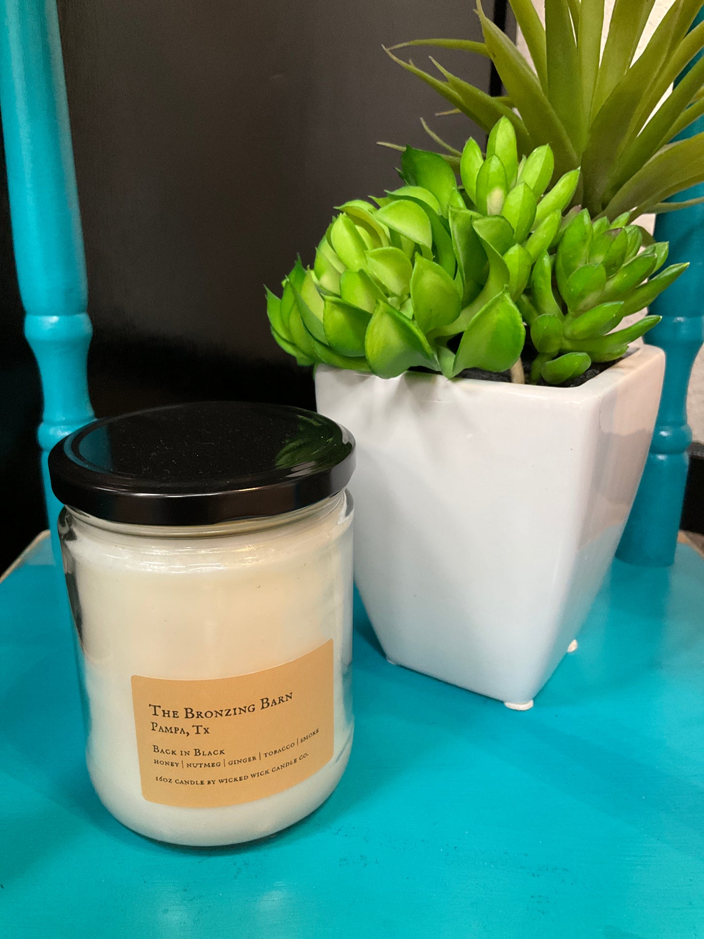 Back in Black 16oz candle