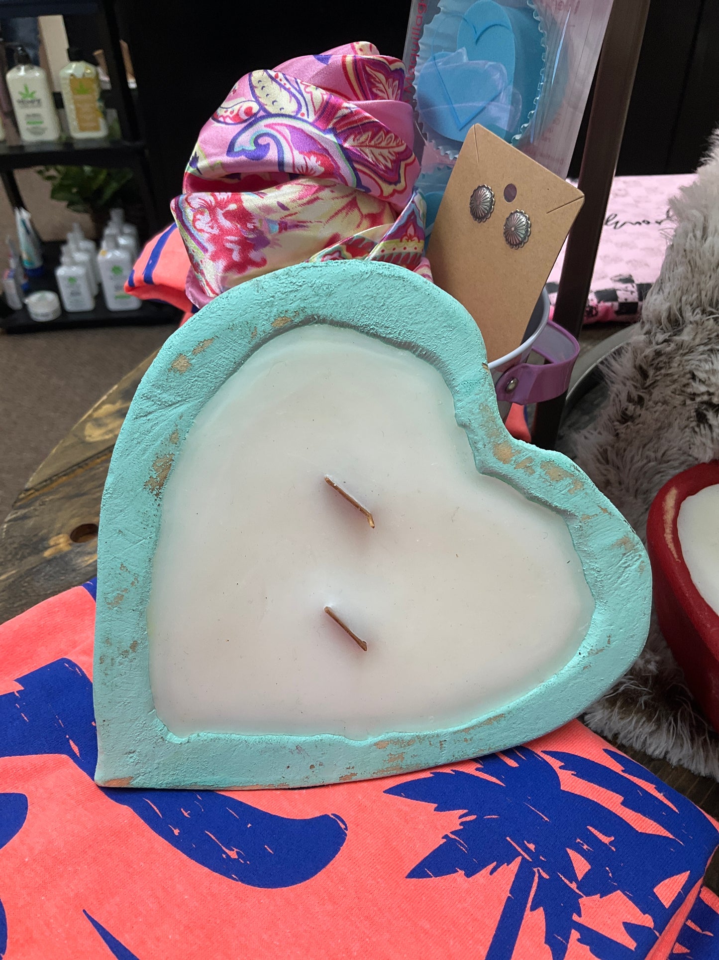 Dough Bowl Turquoise Heart Butt Naked
