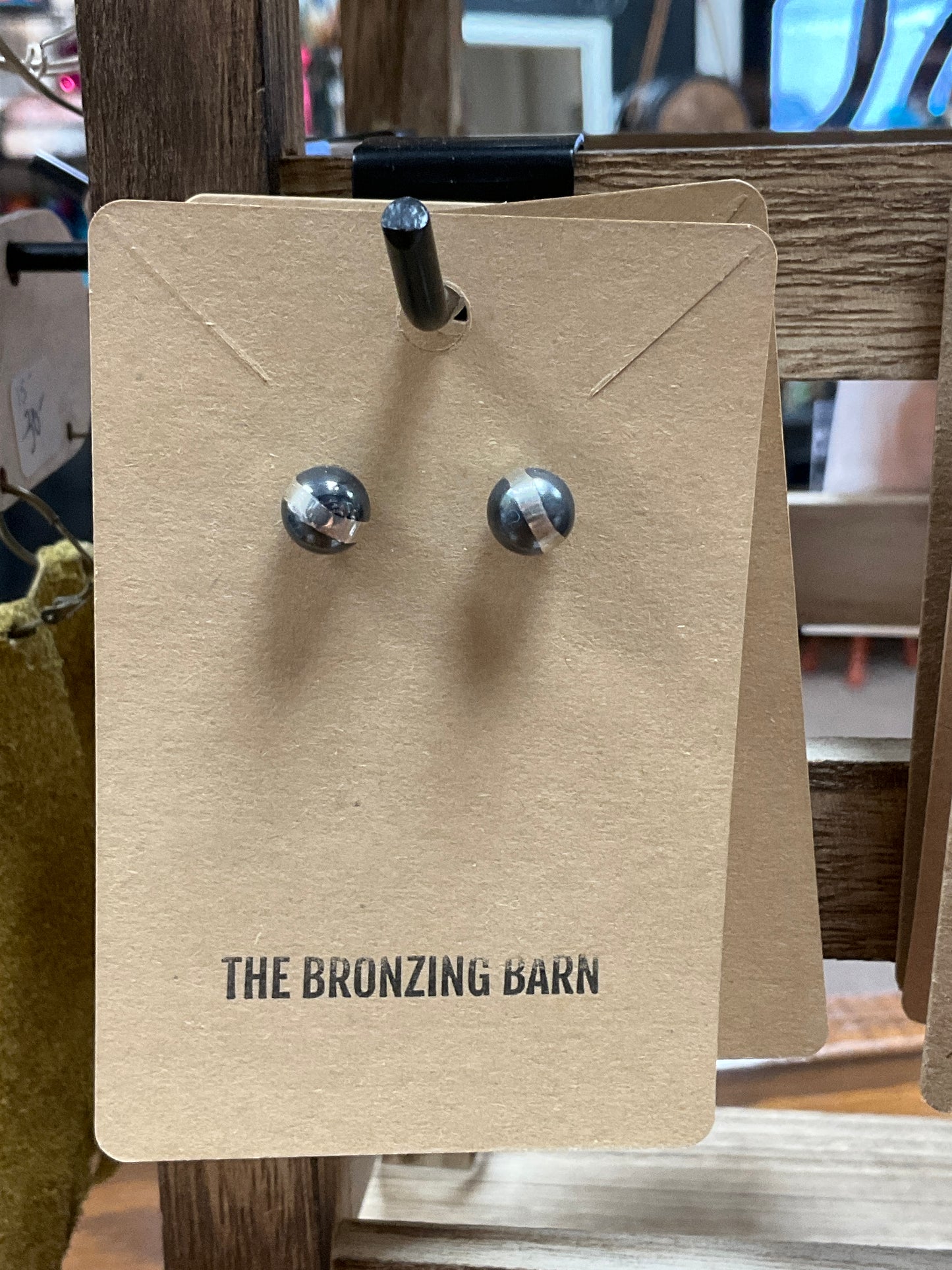 Navajo Pearl Large Studs